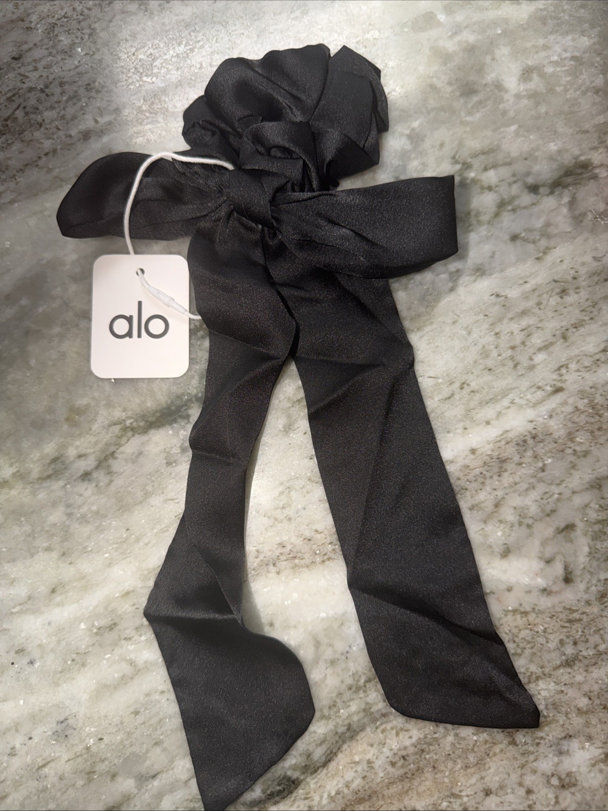Alo Yoga New love knot hair tie Black kids women hair bow