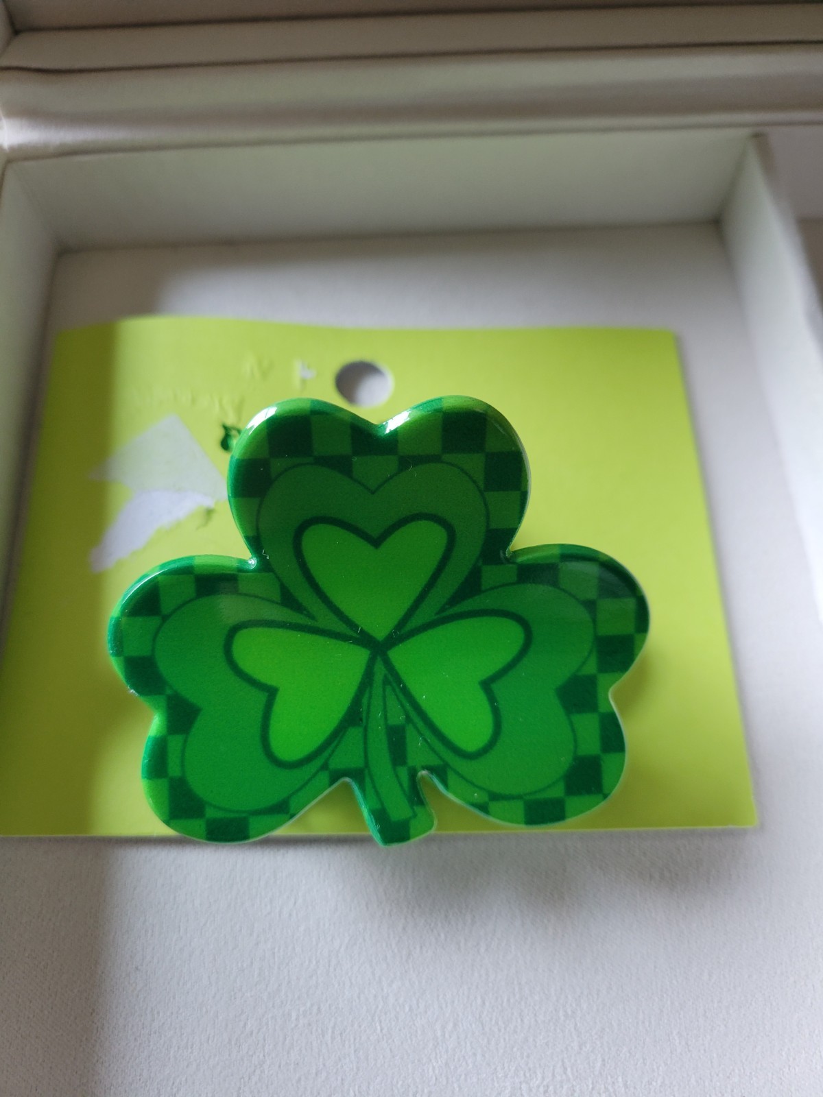 Feeling Lucky Women’s Green Clover Hair Clip