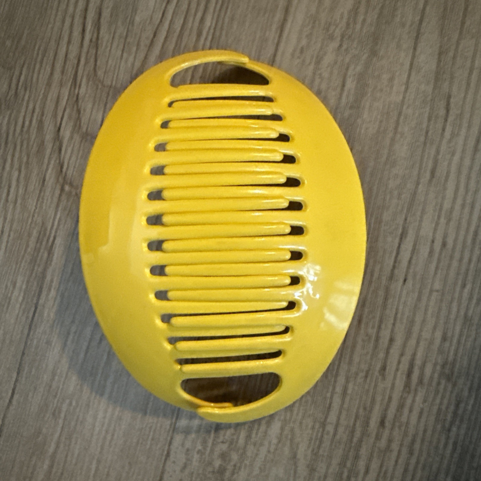 Vintage 1980’s GOODY TZERS Hair Cincher Clip Banana Combs 2 Large 5.5” YELLOW