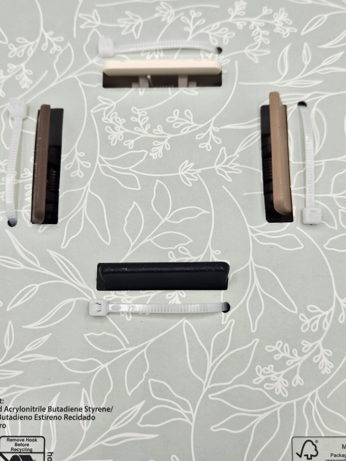 NEW 4 Pc Set Sunday State Hair Clips Medium Size 3.25″ L X 1″ W Simple Ellegant