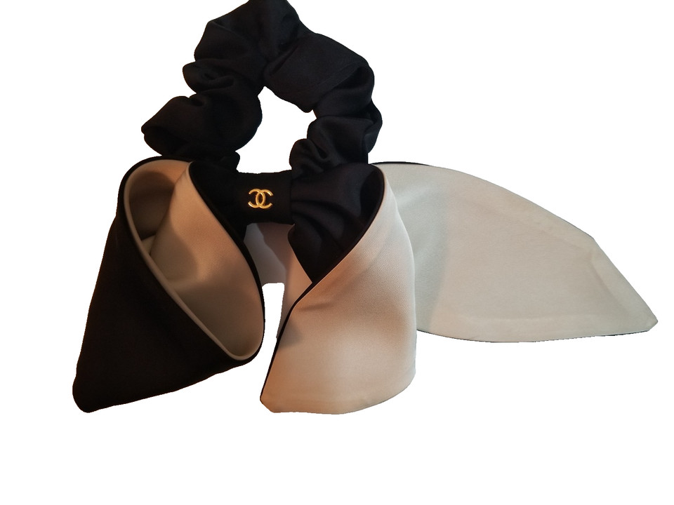 CHANEL HAIR ACCESSORIES SCRUNCHIE RIBBON BLACK AND BEIGE COLOR