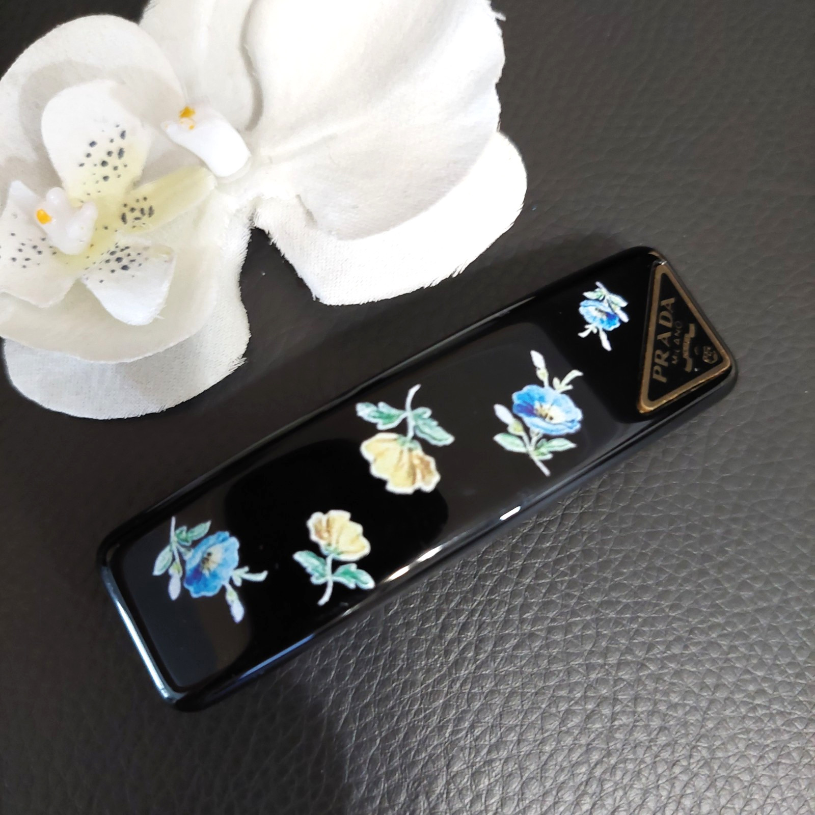 Auth PRADA Black Alligator Hair Clip Barrette – Pre owned #5741