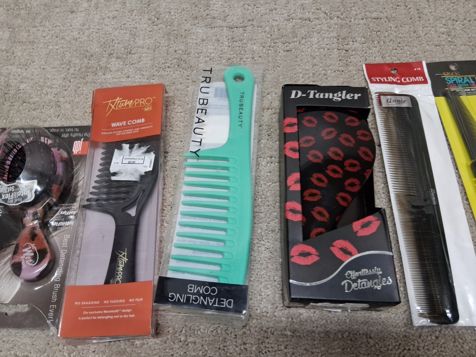 Hair Accessories Women Lot Of 15 Brushes Scissors Hair Caps Textured Hair New