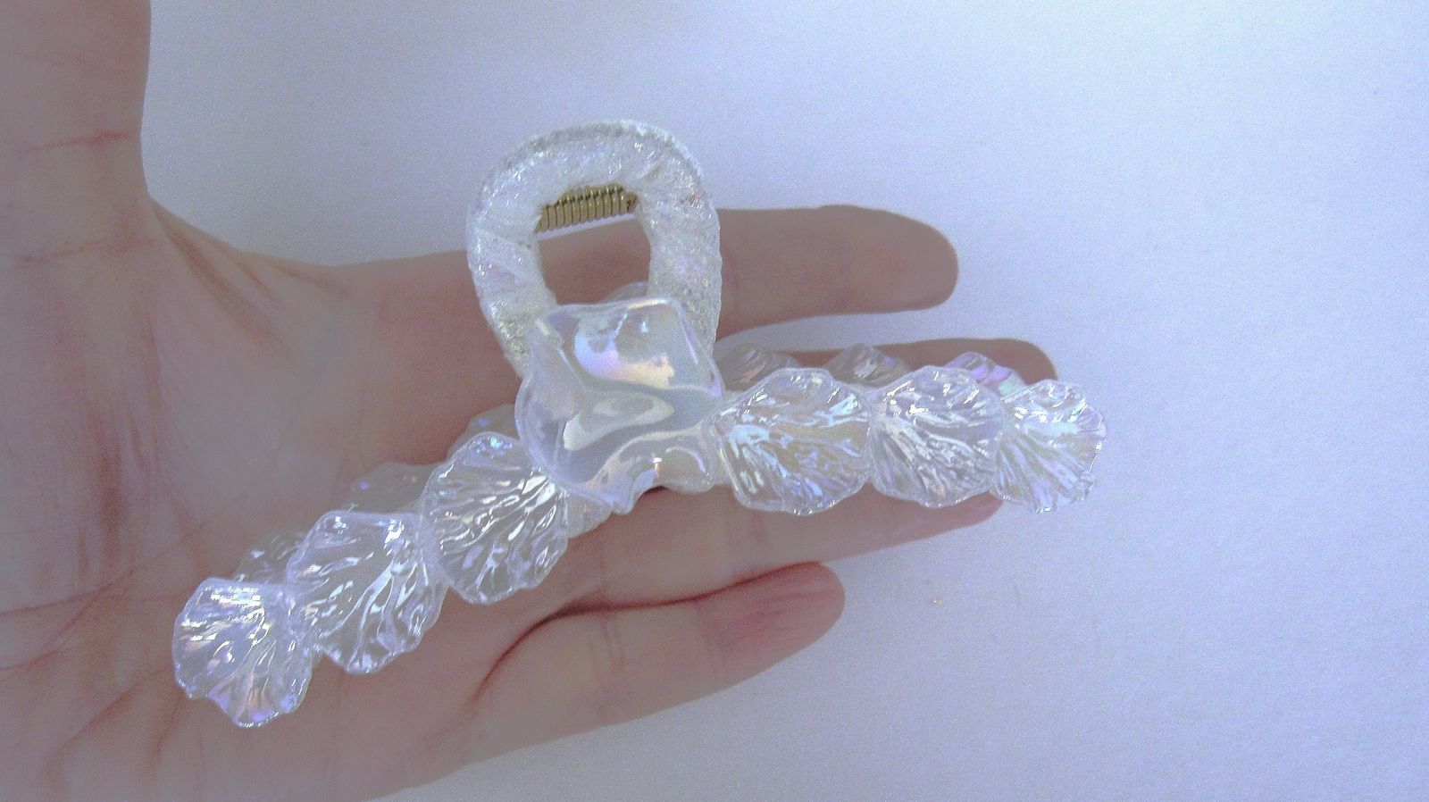 Large or medium pearly white iridescent shell design hair claw clip