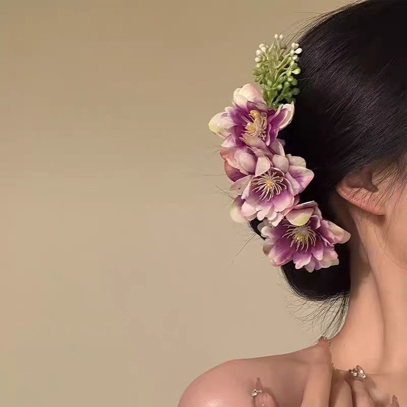 Elegant Hair Accessory with For Cherry Blossom Design for Any Occasion