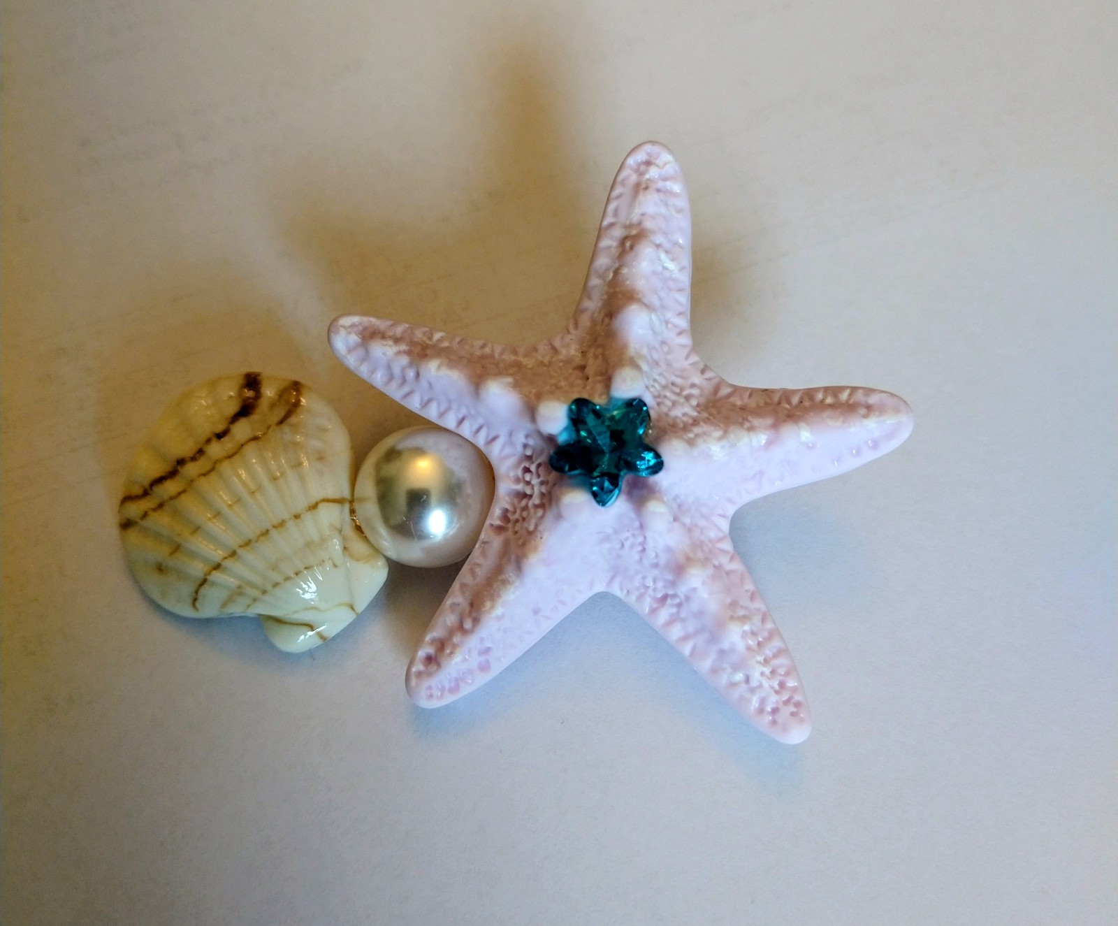 Starfish Hair Barrettes Pearl & Shell Resin Seashell Hair Clips Lavender 2 Pack