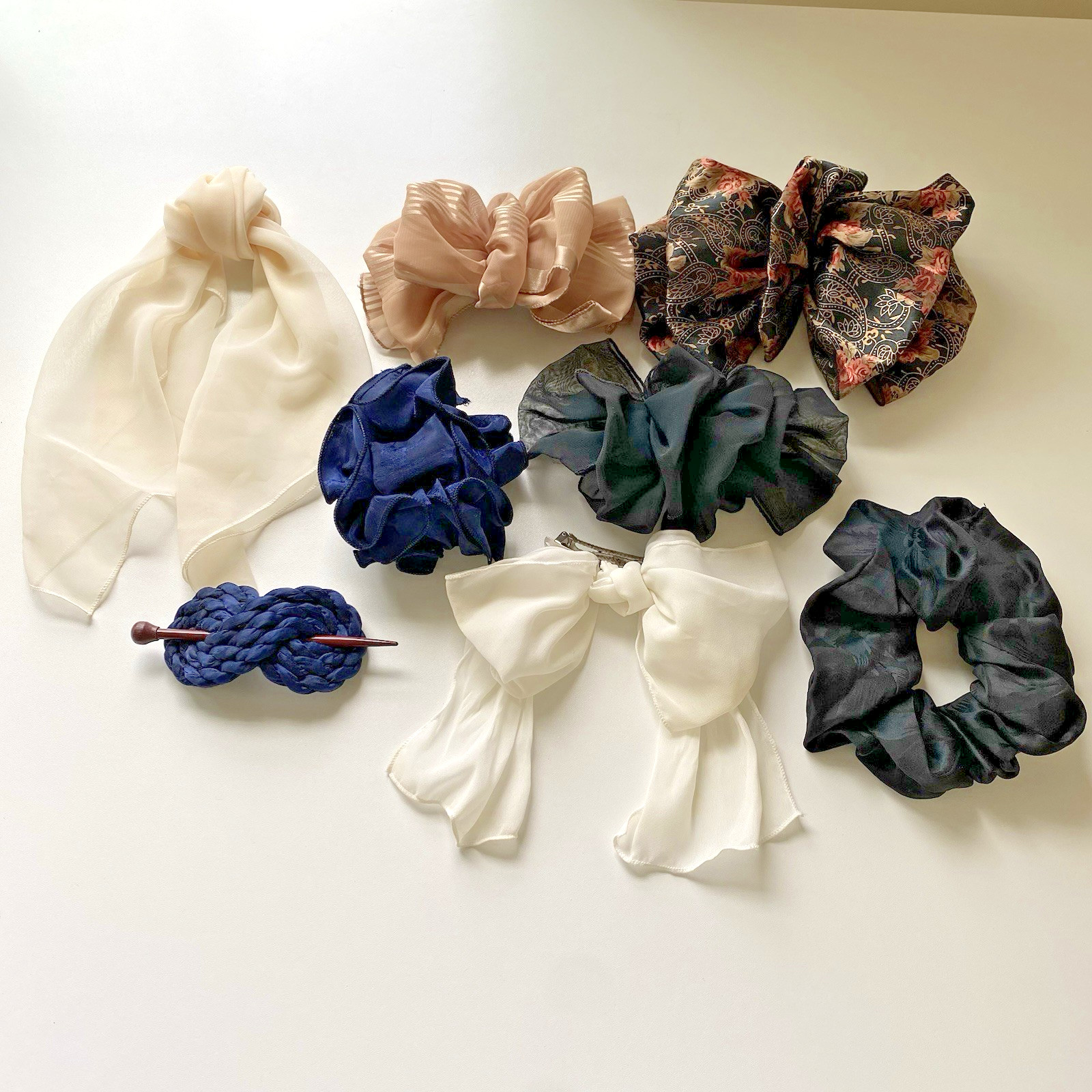 Lot of 8 Barrette Hair Bows, Scrunchie, Clip, Etc Different Colors & Materials