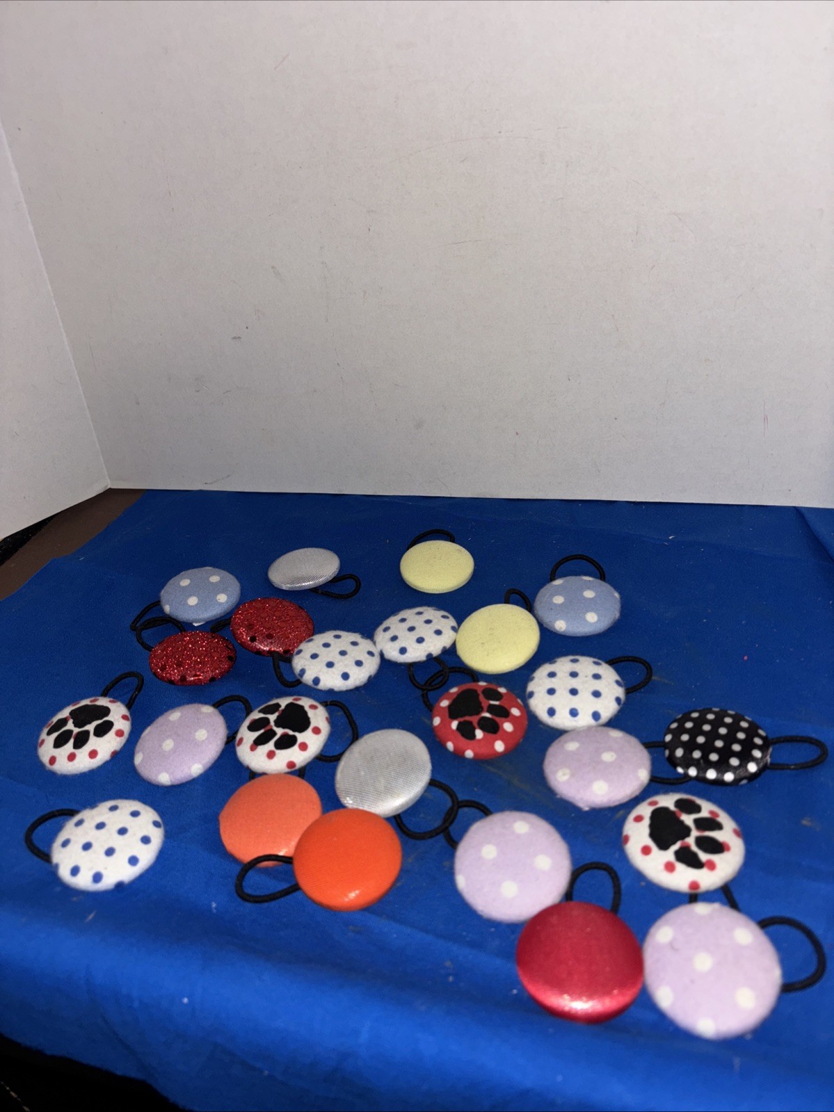 24 Assorted Big Button Ponytail Girls Hair Buttons