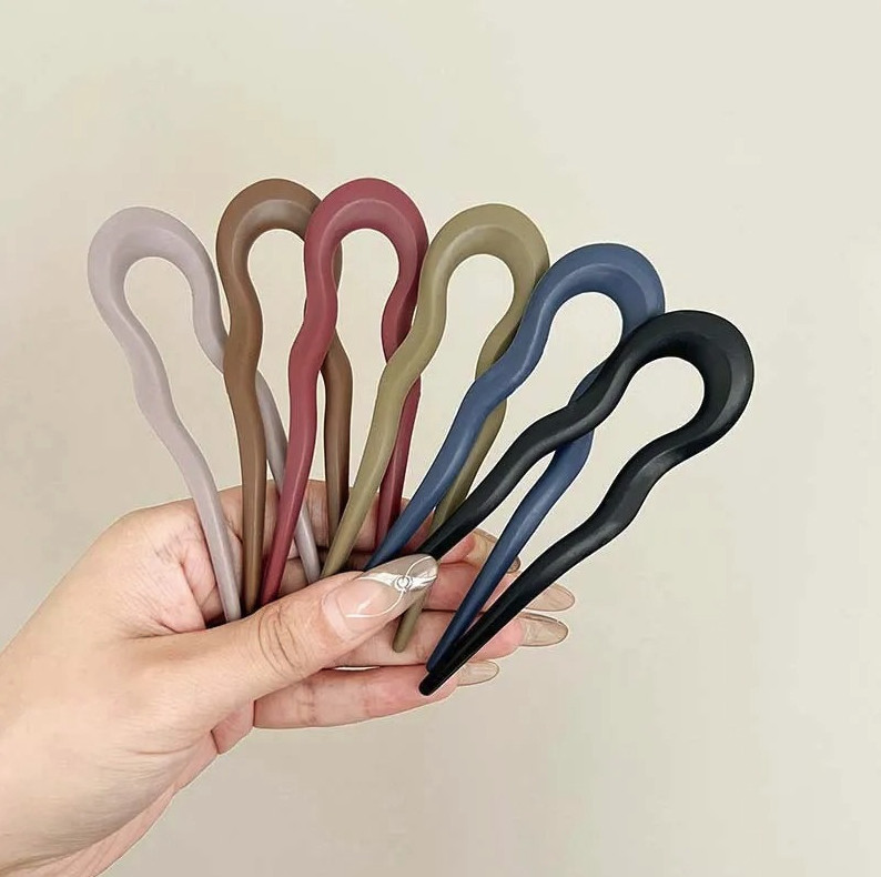 U-Shaped Hair Fork Tortoiseshell Acrylic Hair Stick Clip – NEW