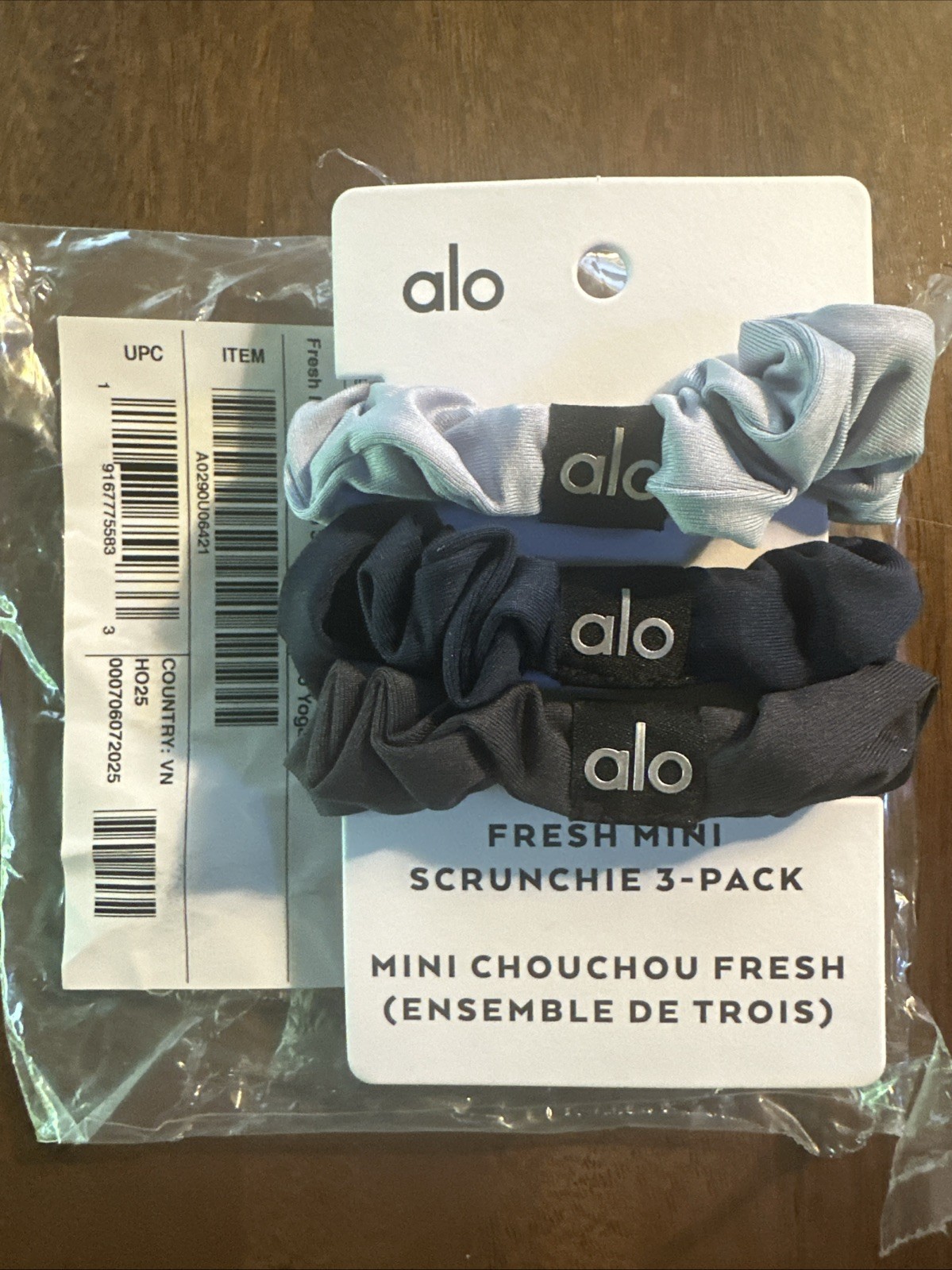 Women Alo Yoga Fresh Mini Scrunchies Frost/Navy/Anthracite
