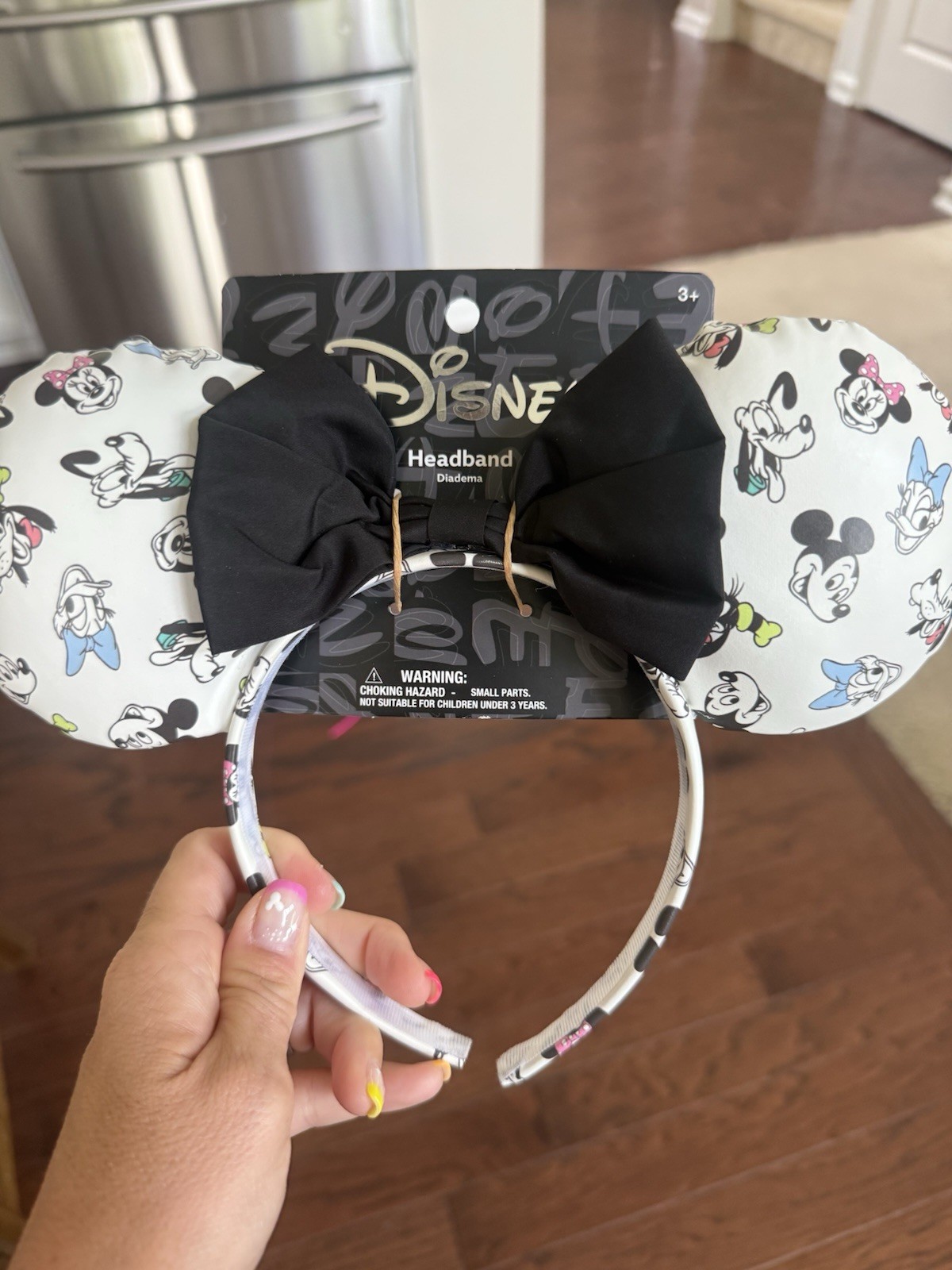 Disney Minnie Ears Headband White Character Print w/ Black Bow