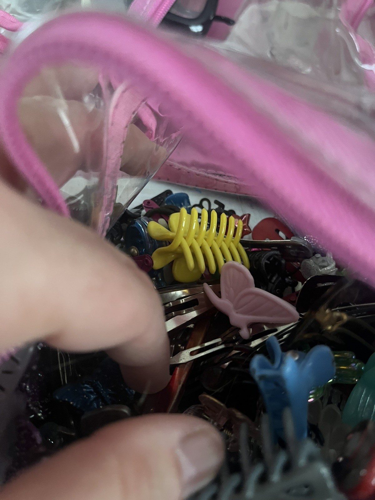 Lot of Y2K 90s Butterfly Flower Mini Hair Clips & Barrettes, Mixed Lot