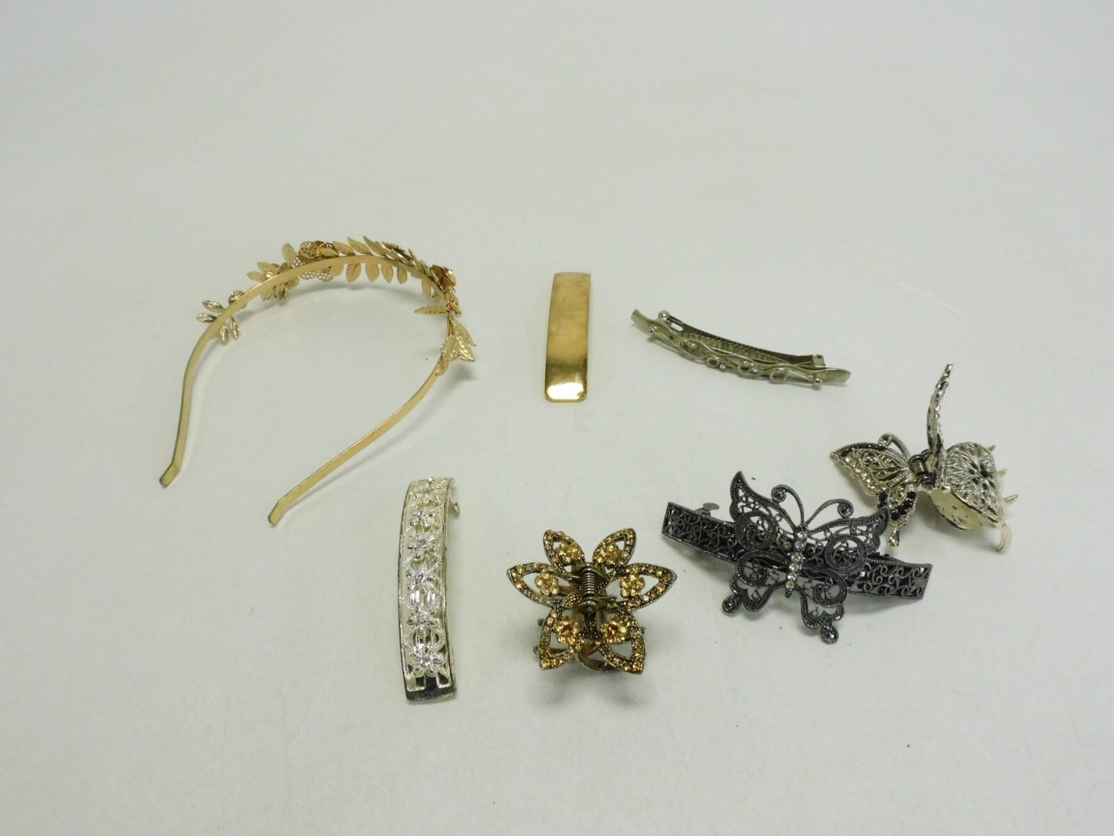 Lot of 7 Vintage Hair Clips, Unsorted, Mix, Scrap, Unknown