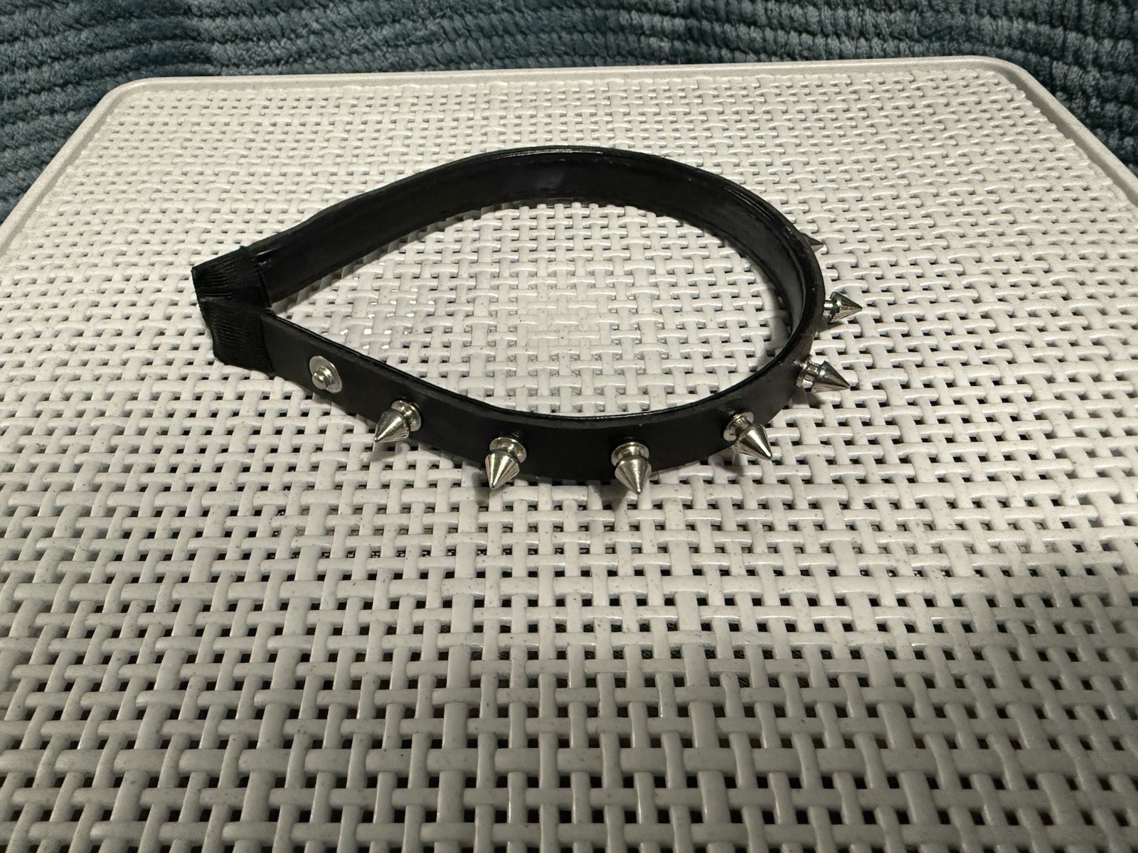 Black studded headband with silver spikes #punk #alternative #spike #goth #black
