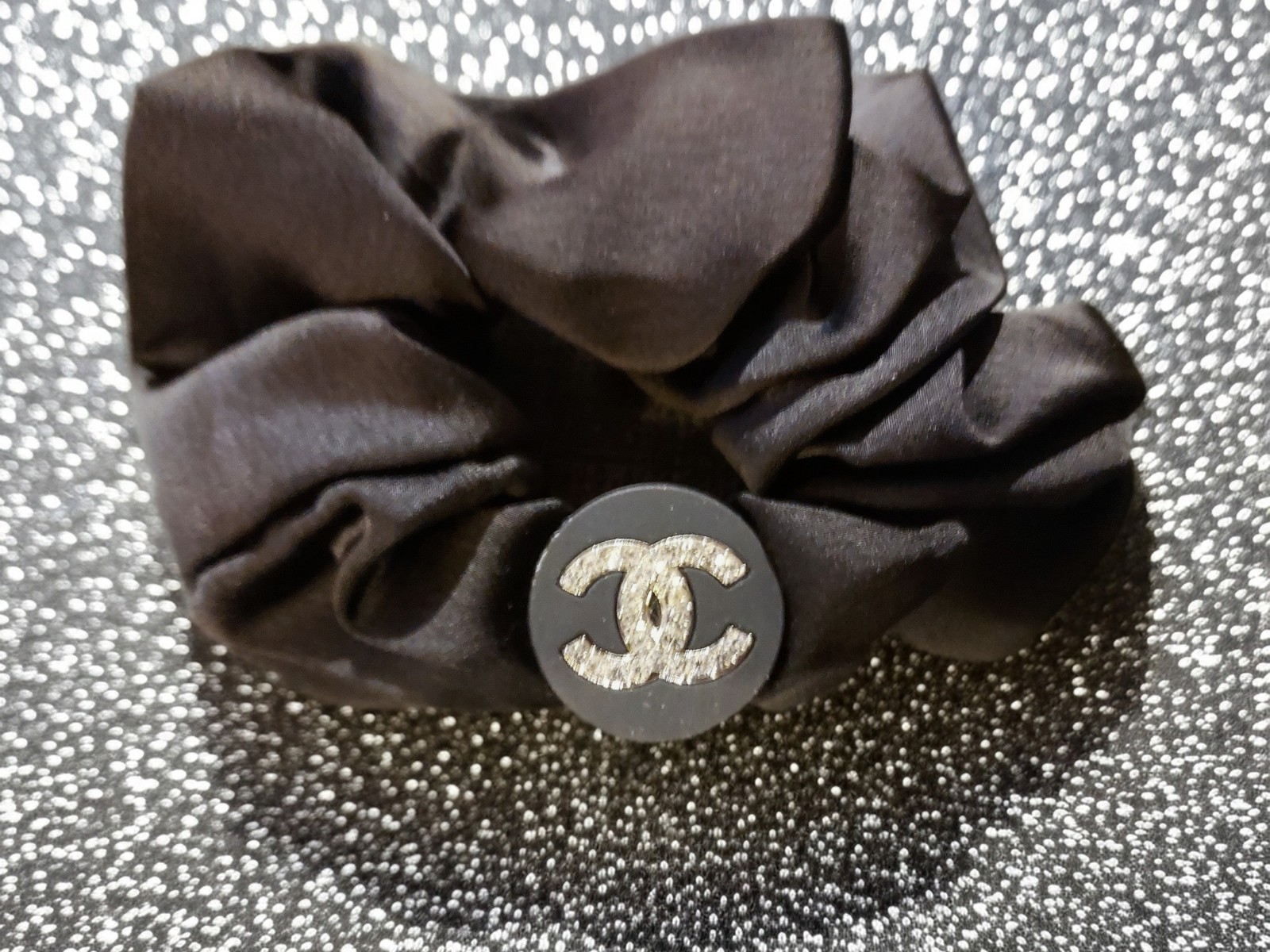 New! CHANEL Black Satin Scrunchie/Hair Tie/Hair Accessory – CC Logo