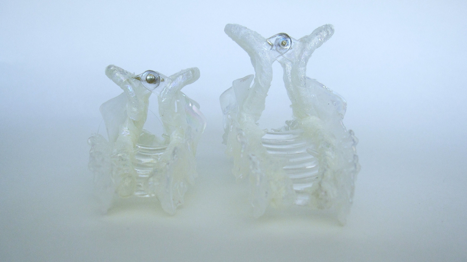 Large or medium pearly white iridescent shell design hair claw clip