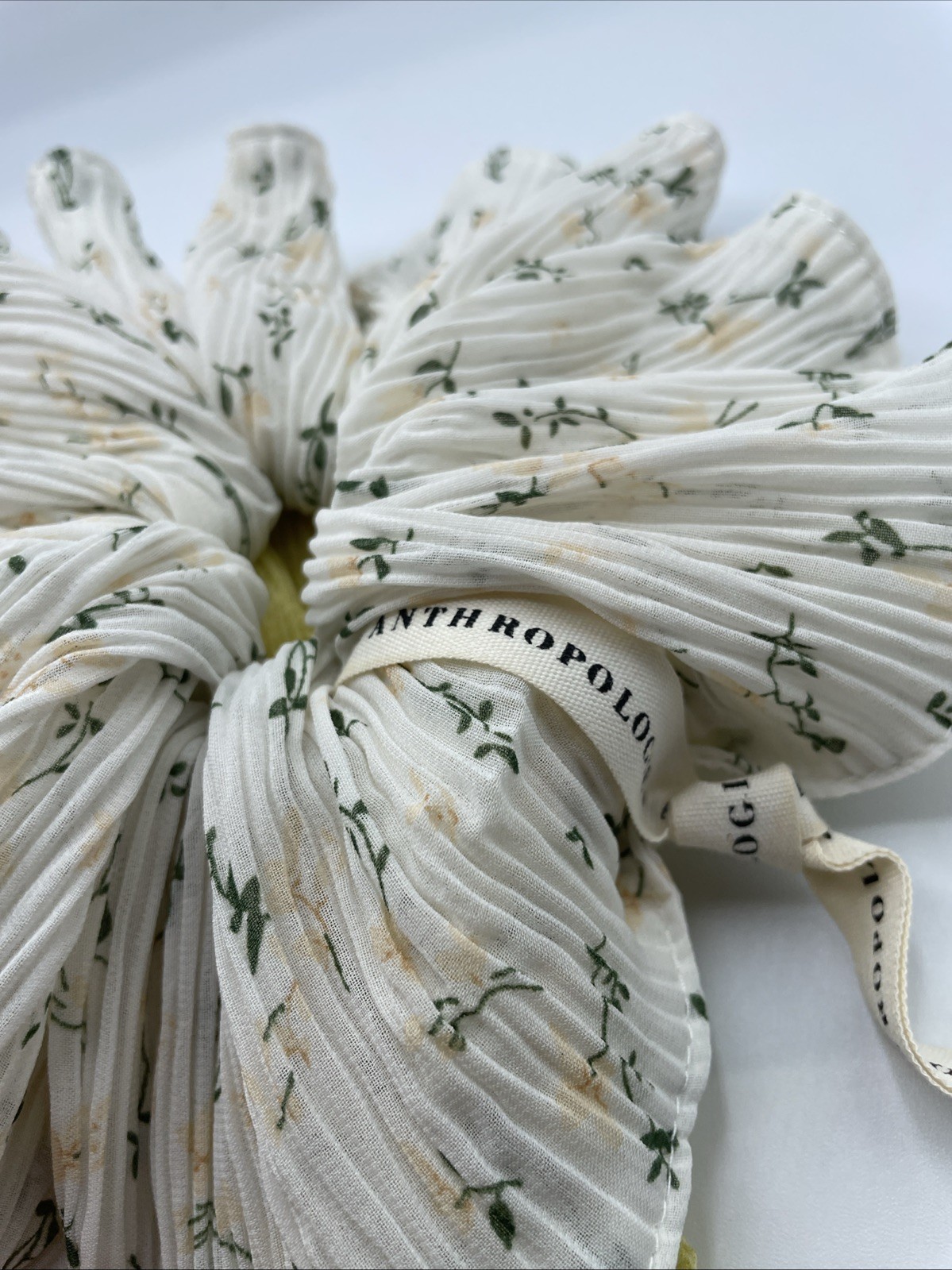 Anthropologie Lot 4 Floral, Solid Print Large Hair Accessory Scrunchies