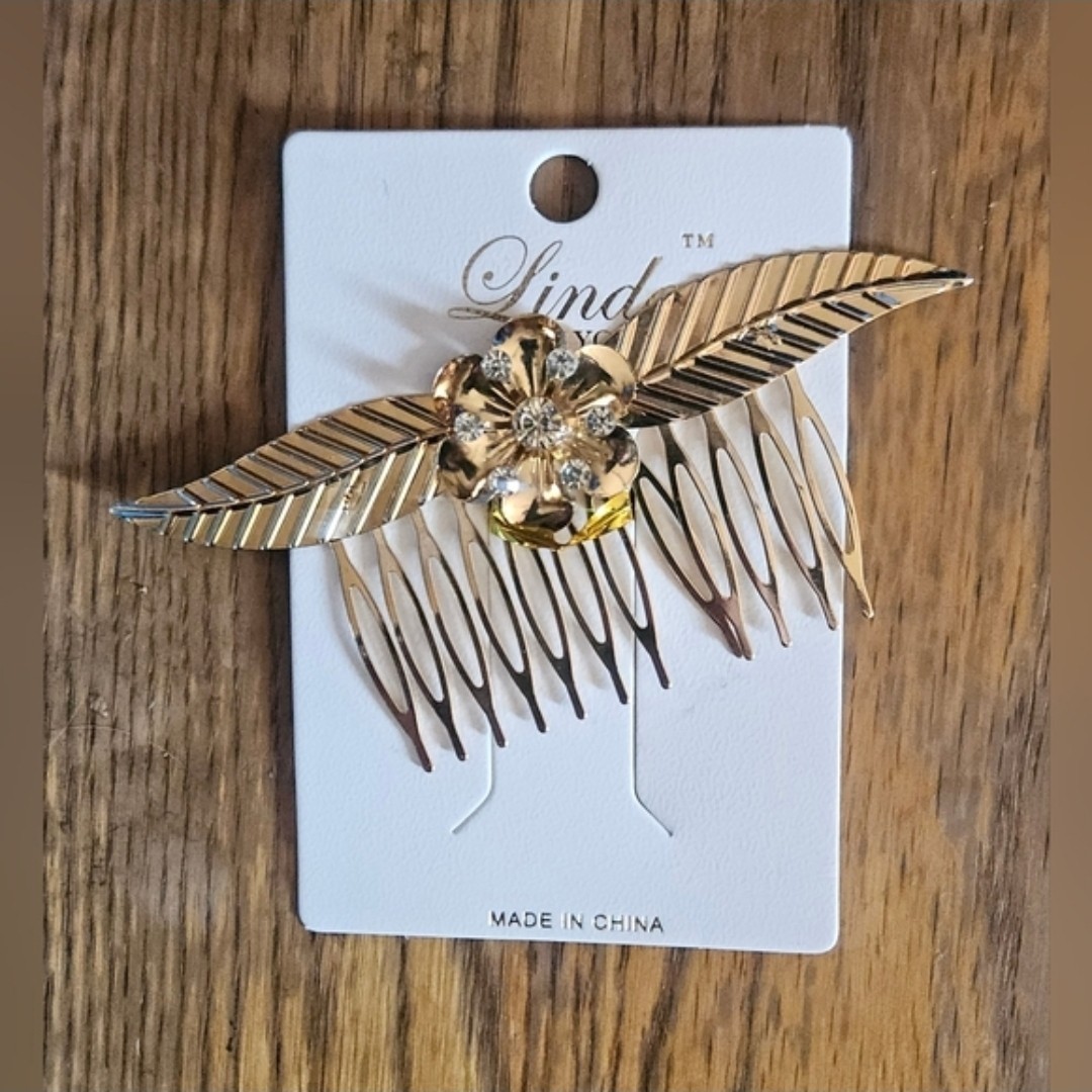 Elegant Gold Hair Comb with Rhinestone & Floral Design BNIB