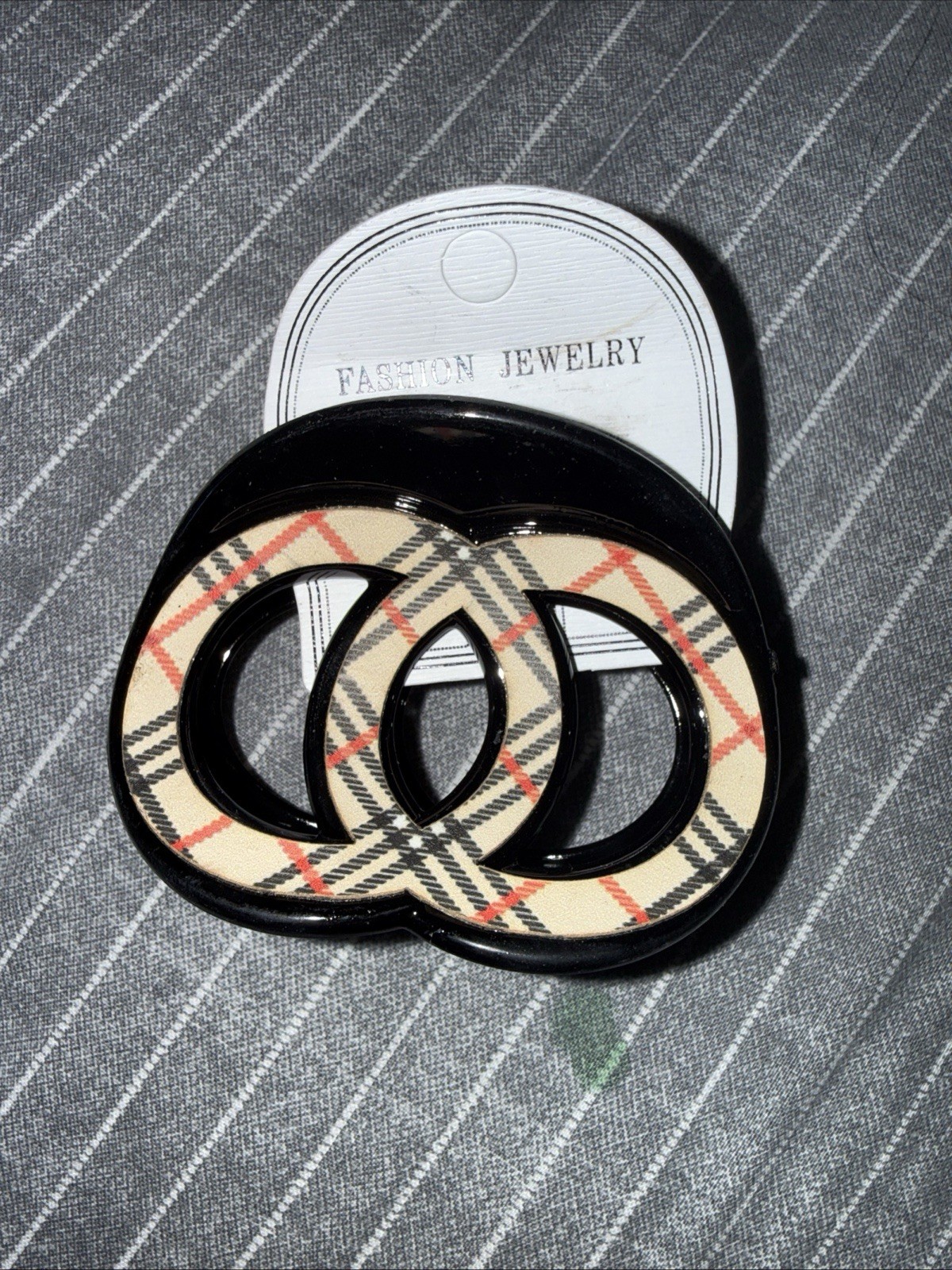 Double O’s Beige & Black Hair Claw NWT