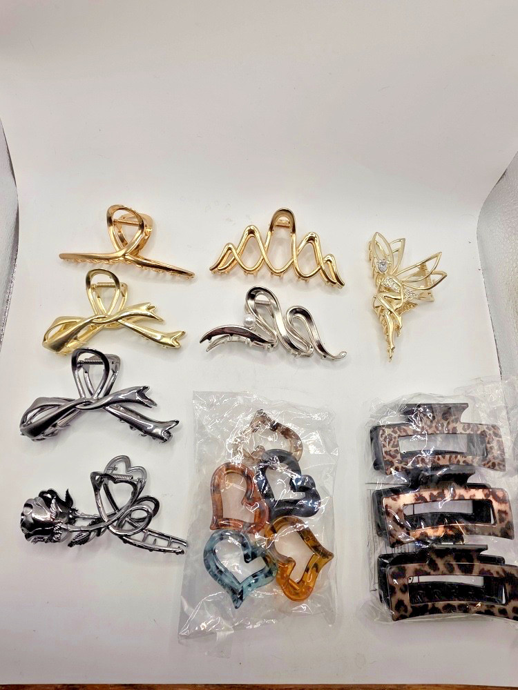 Decorative Hair Claw Clip – Multiple Styles & Designs – Metal & Floral Finishes.