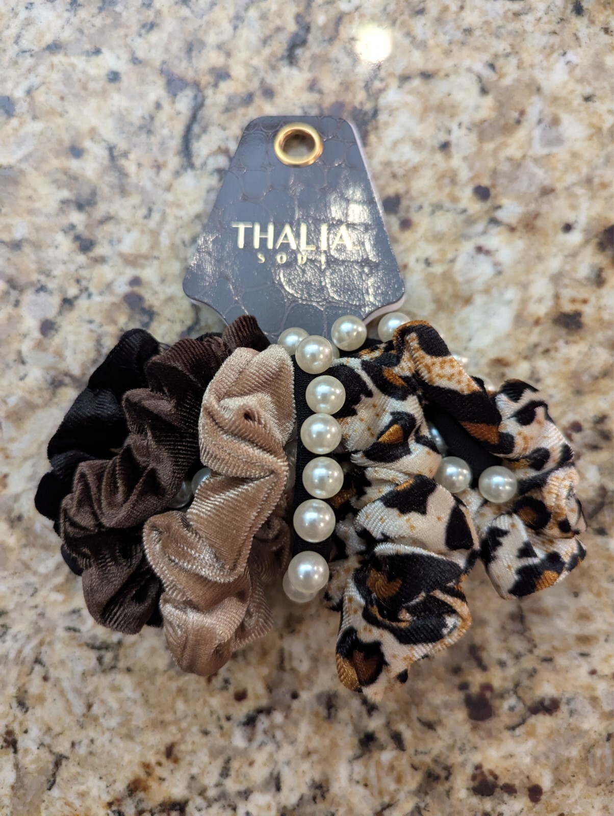 Thalia Sodi 8 piece Hair Accessories Scrunchies Pearls Brown Leopard Print