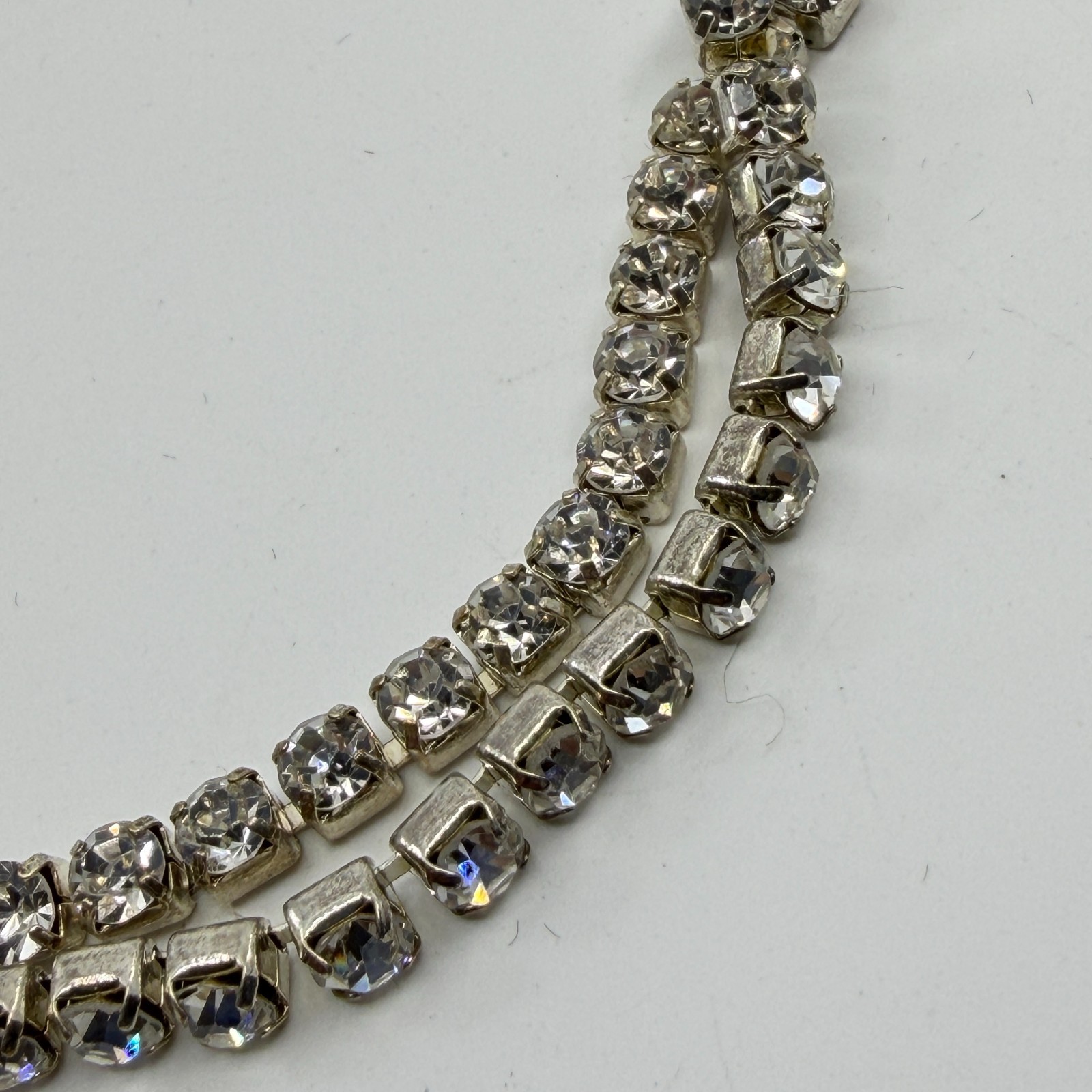 Glamorous 1920s Flapper Headband White Feather Crystal Rhinestone Gatsby Style