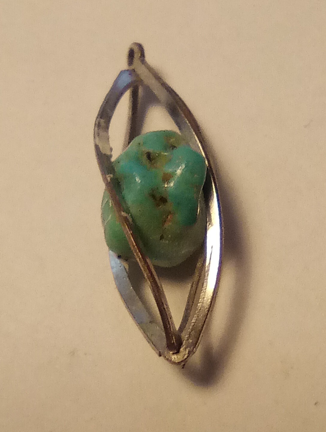 VINTAGE INDIAN MADE TURQUOISE PENDANT & SILVER GREAT FOR ANY COLLECTION!
