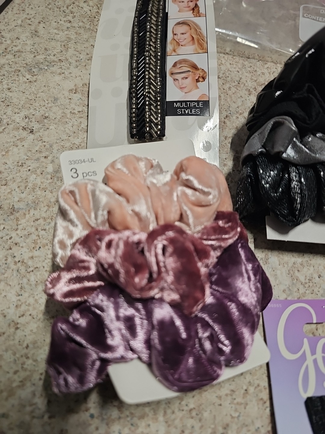 Scunci Lot Of 12 Assorted Hair Accessories