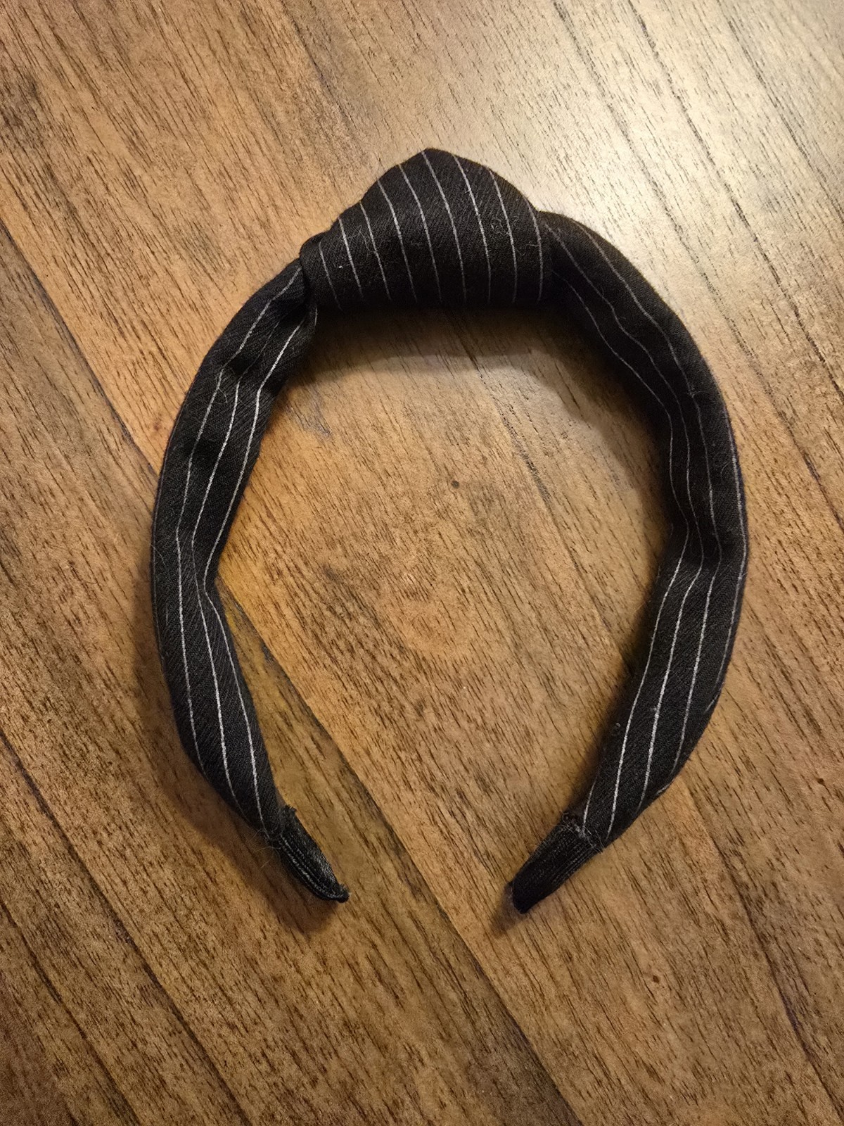 Women’s Headband Lot Pink Studded Knotted Headband Black Pinstripe Headband Y2K