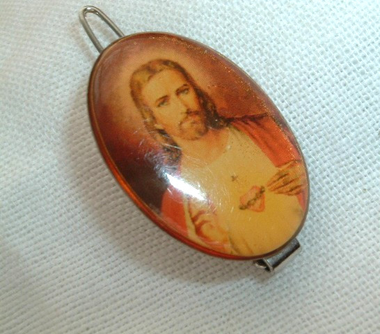 VINTAGE CATHOLIC SACRED HEART OF JESUS HAIR BARRETTE