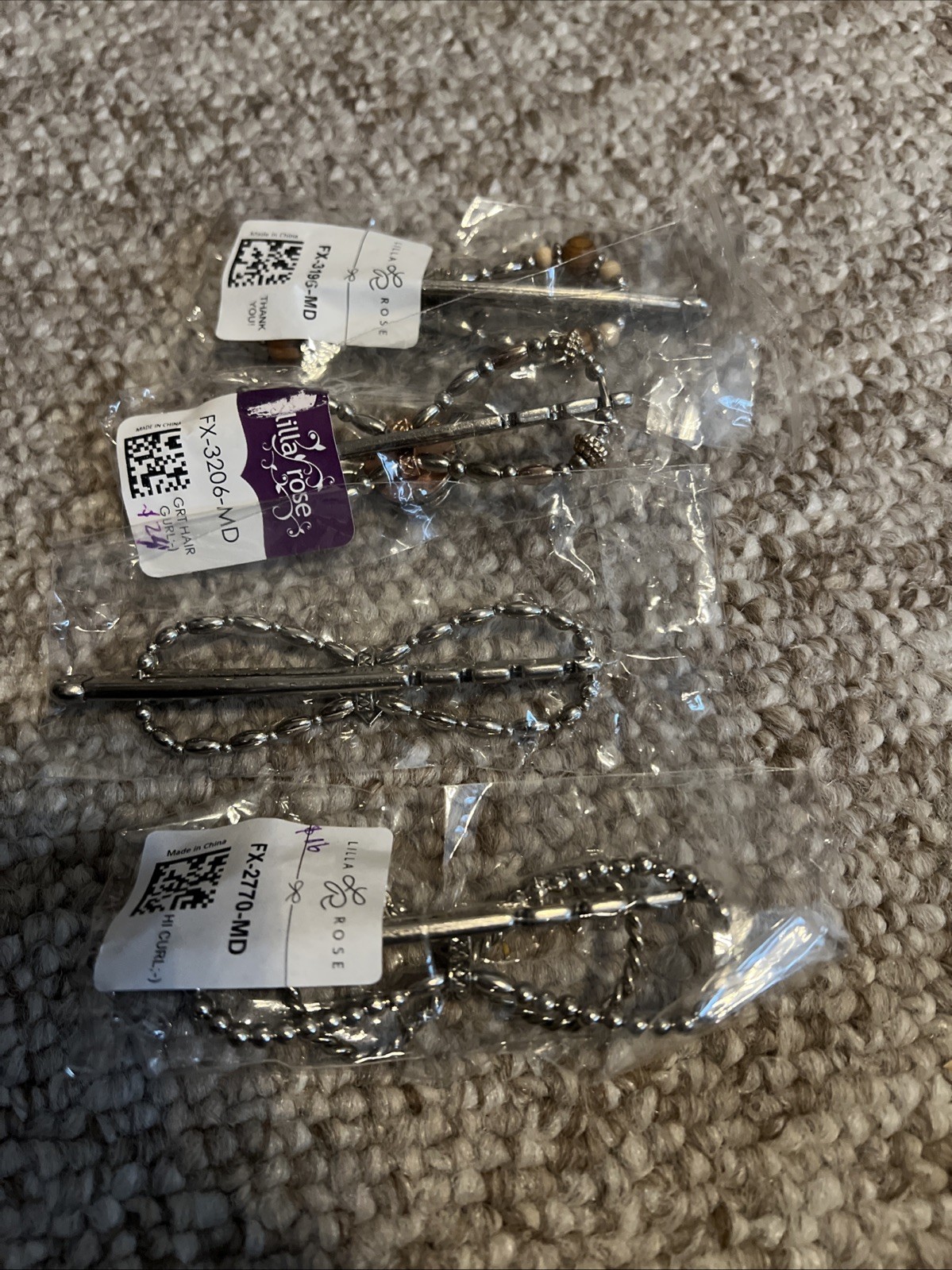 Lot Of 4 New Lilla Rose Flexi-Clips (medium)