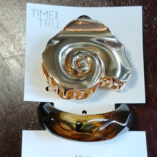 Time and Tru 2-Piece Shell Hair Claw Clip Set, Gold/Brown, Plastic/Metal
