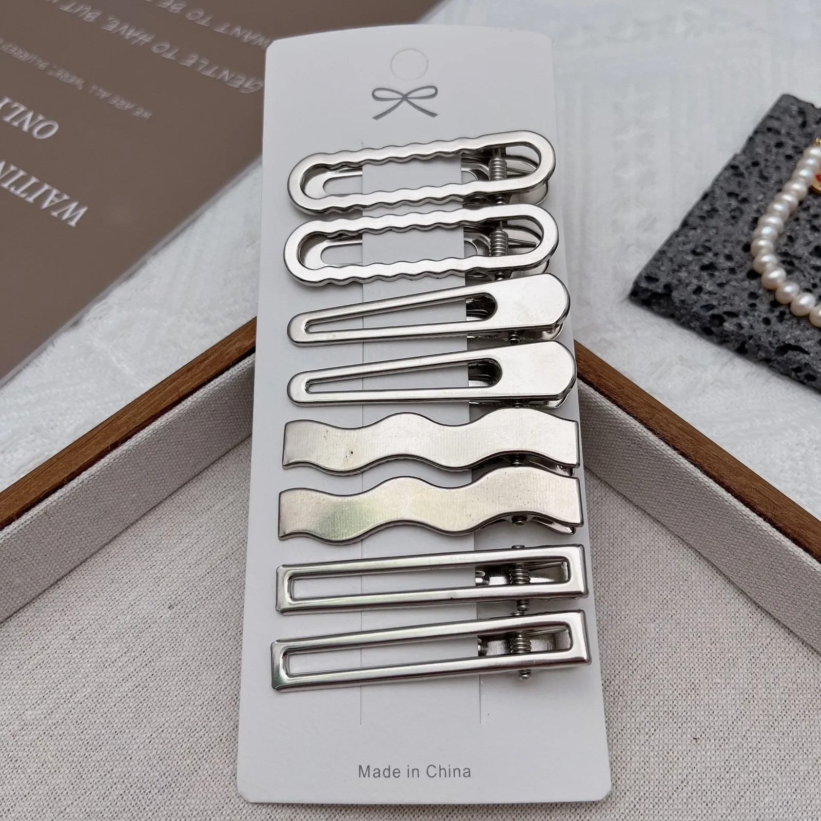 Silver Metal Duckbill Hair Clips Y2K Bangs Side Hair Barrettes for Women Girls