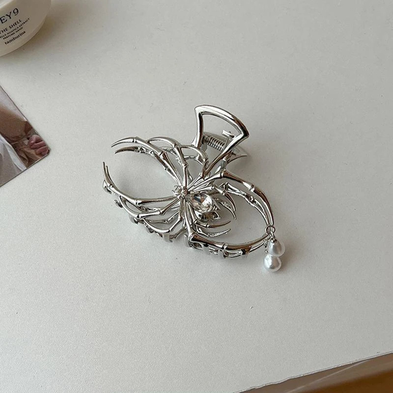 Gothic Spider Shaped Hair Claw Clip for Women Hollow Out Metal Imitation Pearl