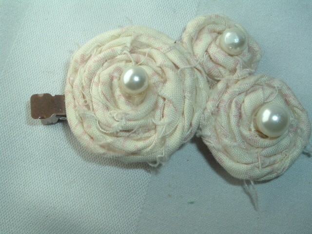 VINTAGE HAND MADE COILED FABRIC FAUX PEARL HAIR CLIP BARRETTE