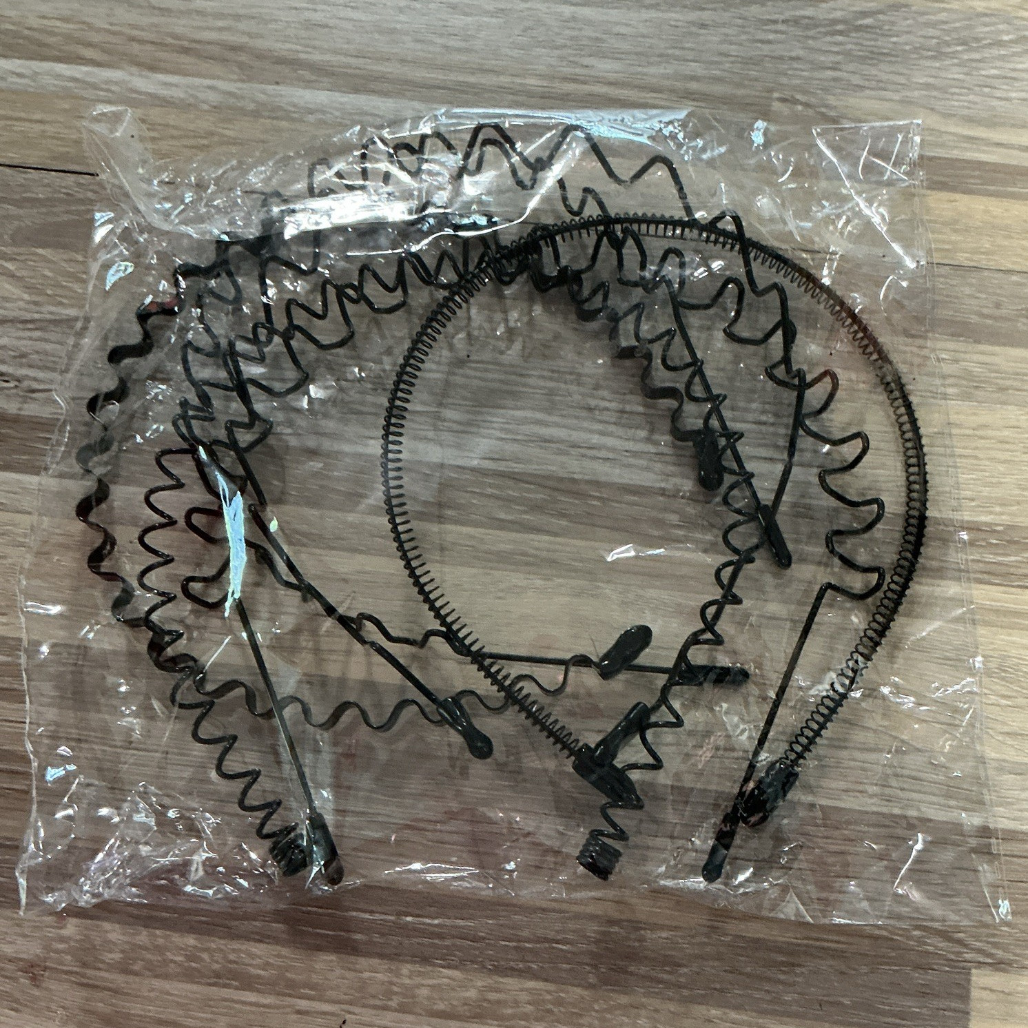 Black Zig Zag Plastic Stretch Headband Set, 90s Casual, Solid Pattern