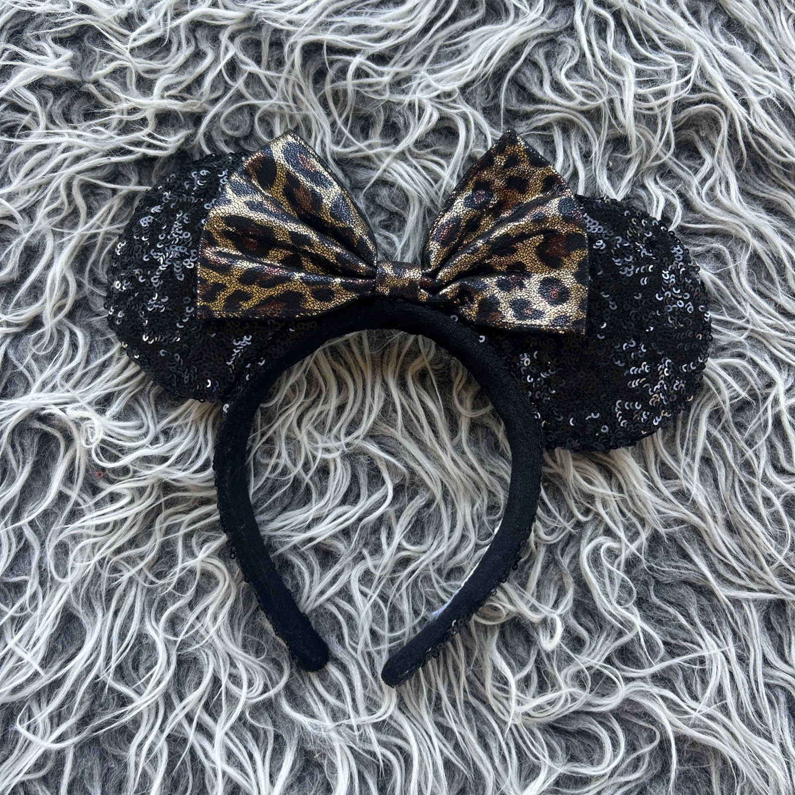 Disney black leopard bow Minnie ears headband Animal Print Disney Parks Sequins