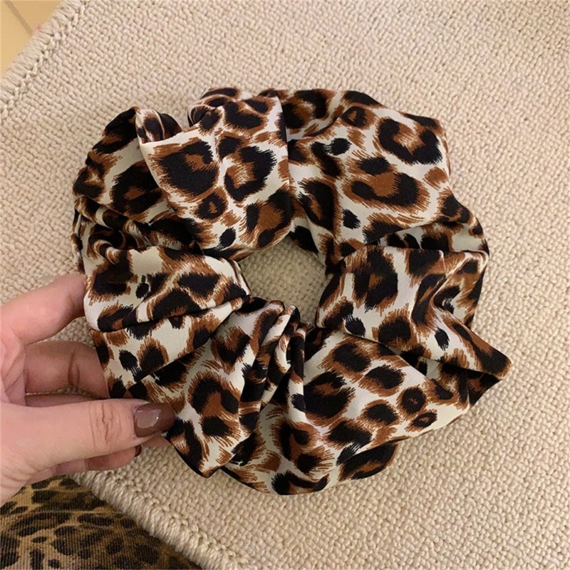 Fashionable Leopard Hair Bands Hair Accessories For Casual And Travel Looks