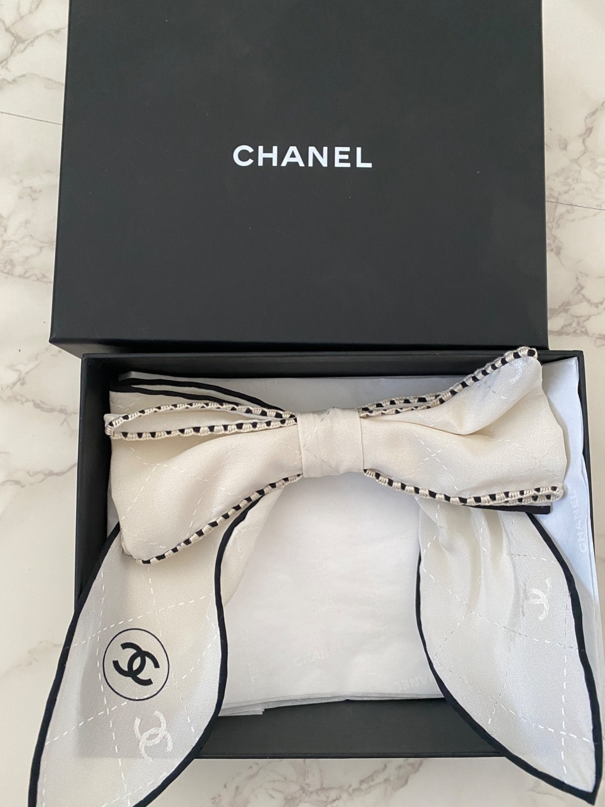 New Chanel 23K Bow Tie Hair Pin Hair Clip Clips Hair Accessory Accessories