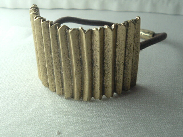 RETRO LUCKY BRAND FANNED GOLD TONE METAL PONYTAIL HOLDER UP DO HAIR ACCESSORY