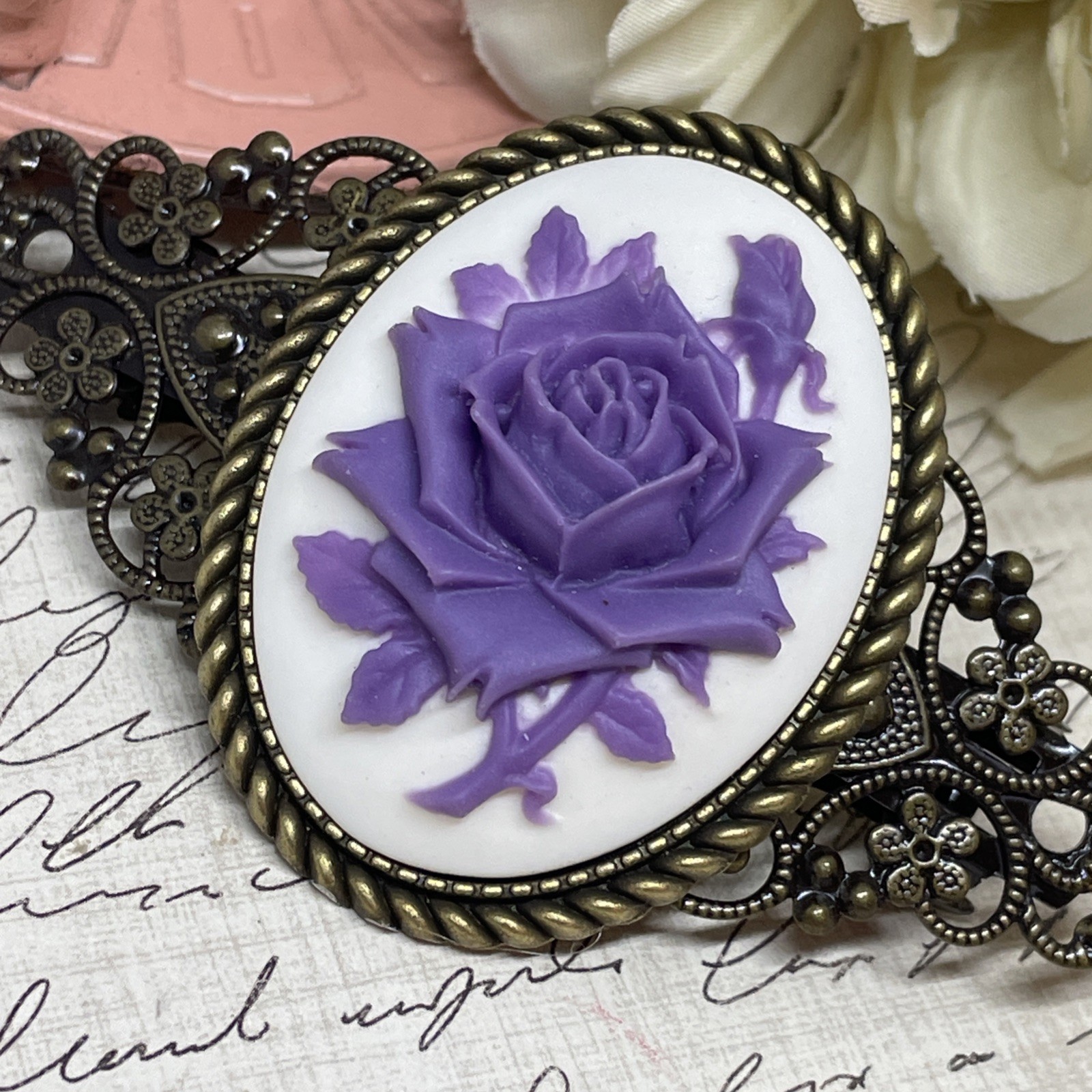 Purple White Rose Cameo Flower Anniversary Wedding Pin Hair Clip Jewelry Comb