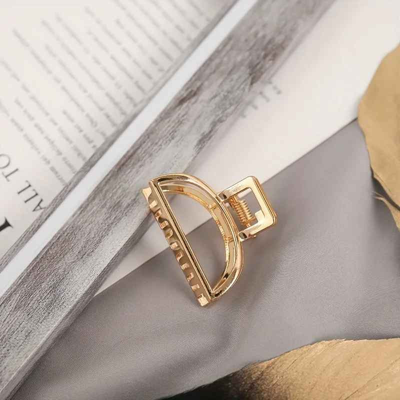 Fashion Simple Non Slip Mini Hollow Heart Metal Hair Claw Clips Gold Geometric
