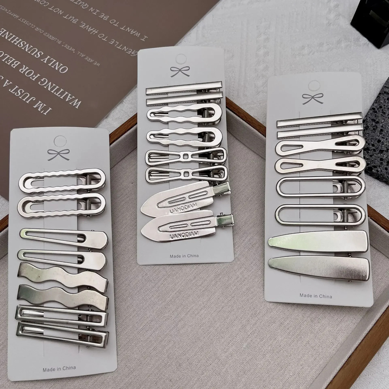 Silver Metal Duckbill Hair Clips Y2K Bangs Side Hair Barrettes for Women Girls