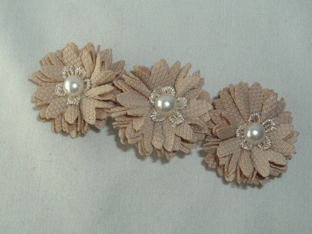 VINTAGE FAUX PEARL & TAN FABRIC FLOWER HAIR BARRETTE