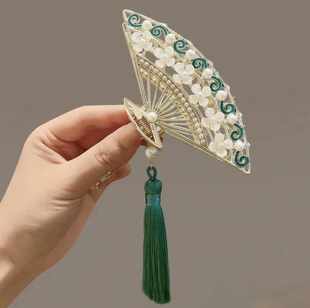 Fan-Shaped Hair Clip Barrette, Green Floral, Gold Tone, Faux Pearl Beaded Tassel