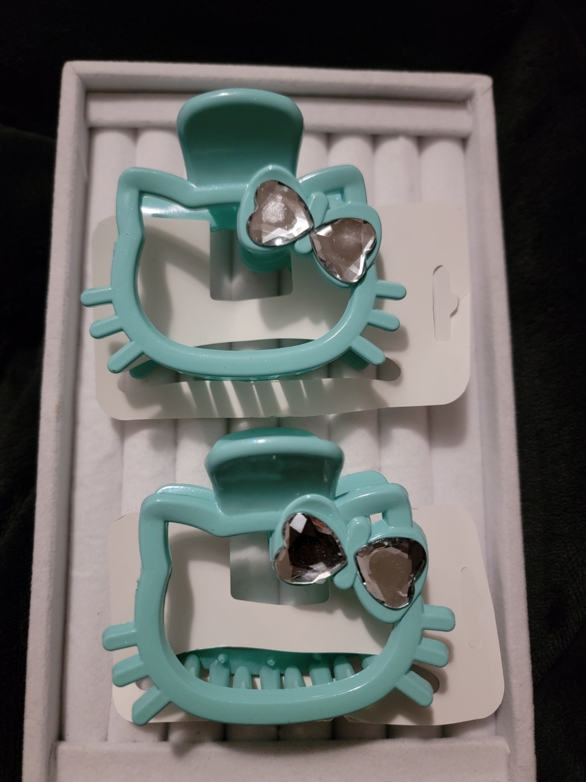 2-Turquoise Kitty Hair Claw Clips With Heart Faux Gems On Bow