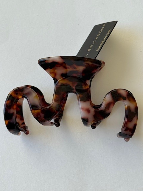 L. Erickson Wavy Claw Hair Clip Color: Caramel-Chip New Free Ship