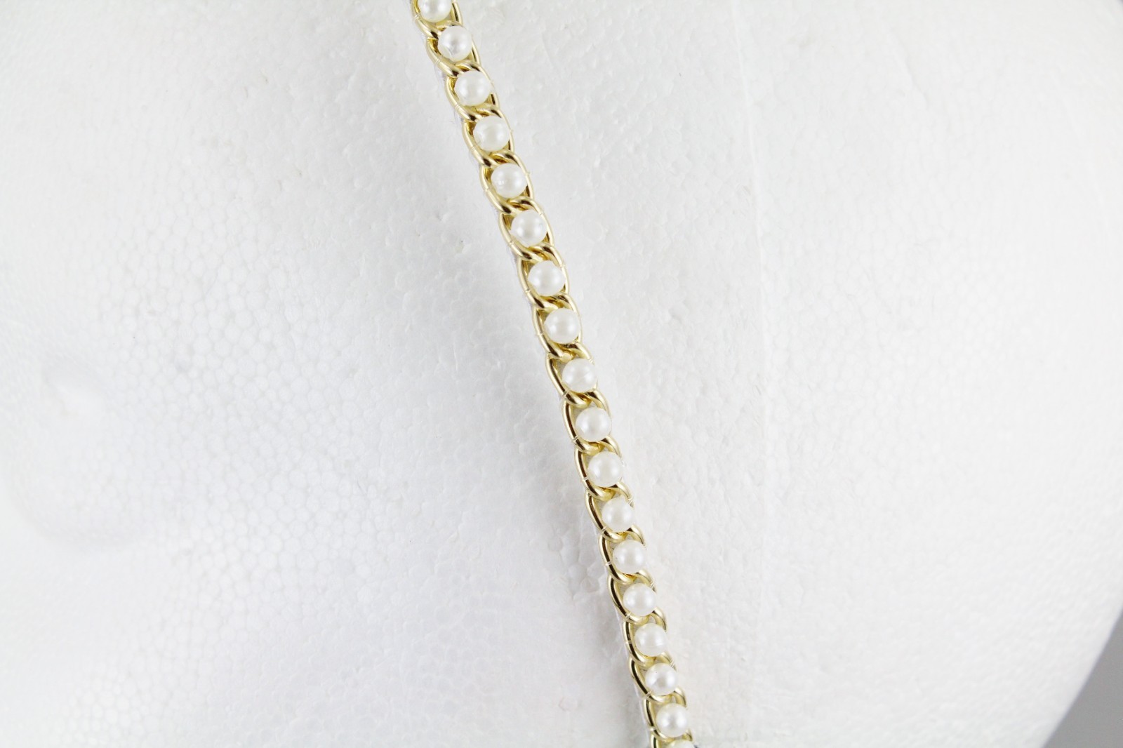 White faux pearl headband gold chain link thin skinny hair band accessory