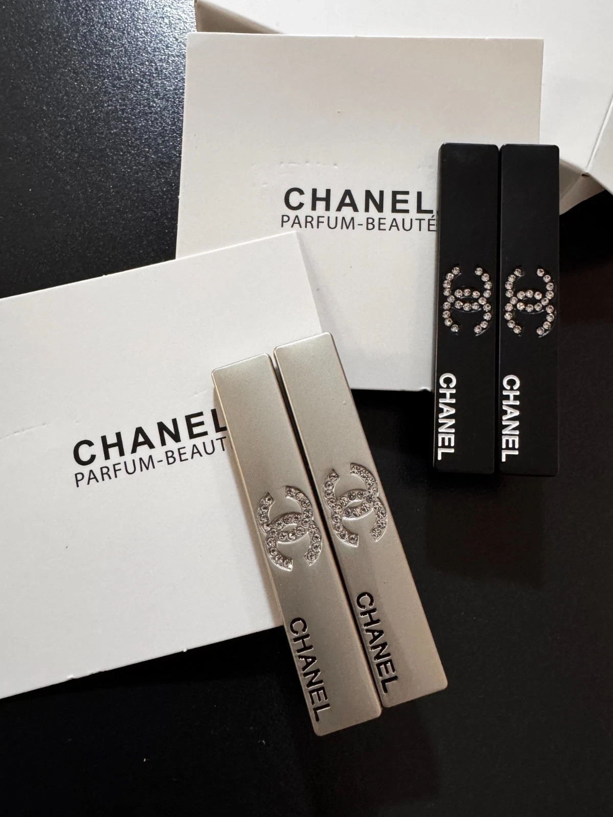 2026 Chanel Beauty Hair Clip Set (2 Pcs) | New with Box – Black & Silver W/BOX