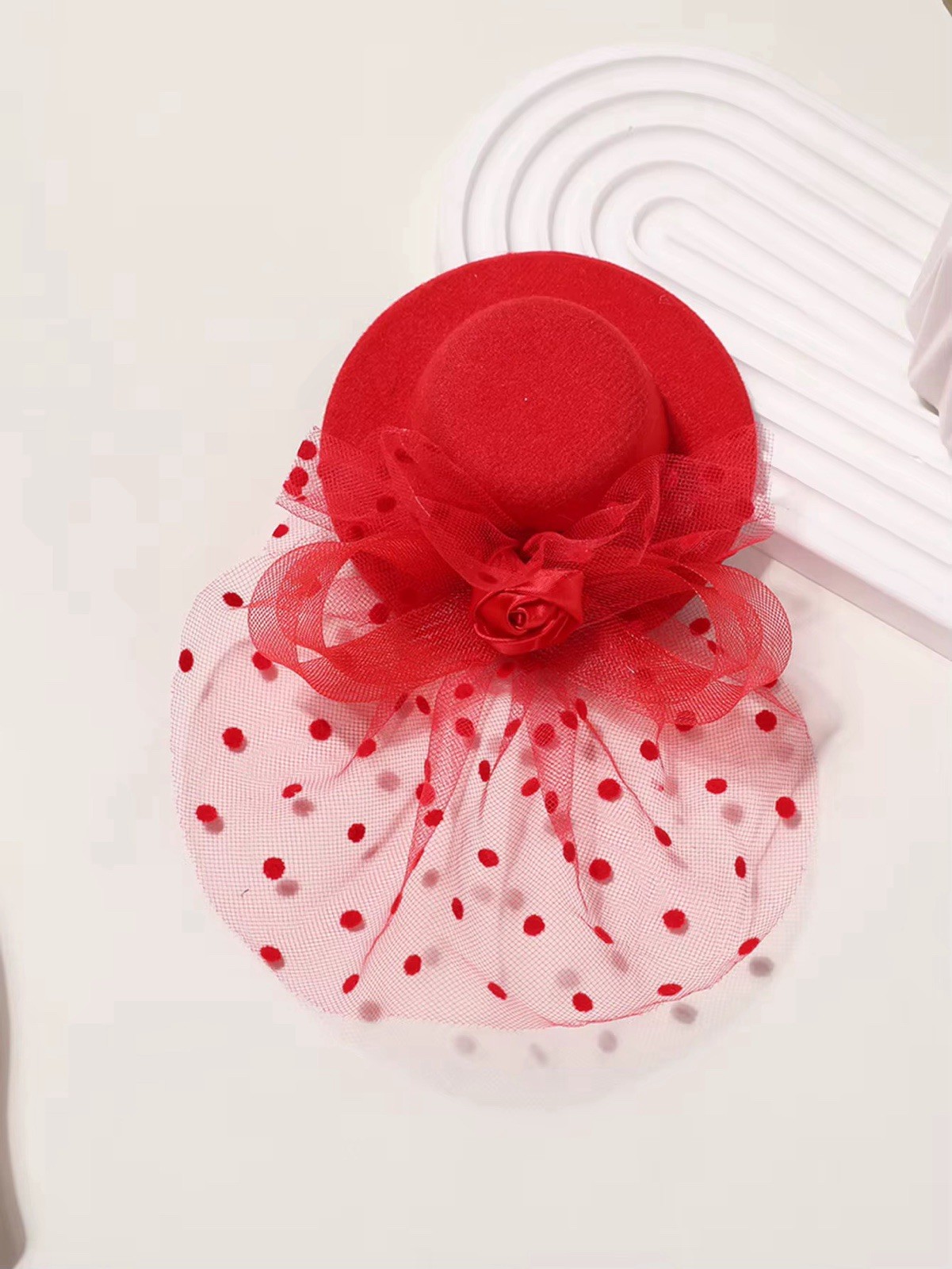 Red Yarn Top Hat Hair Clip Stage Performances Ponytail Hair Clip for Bride